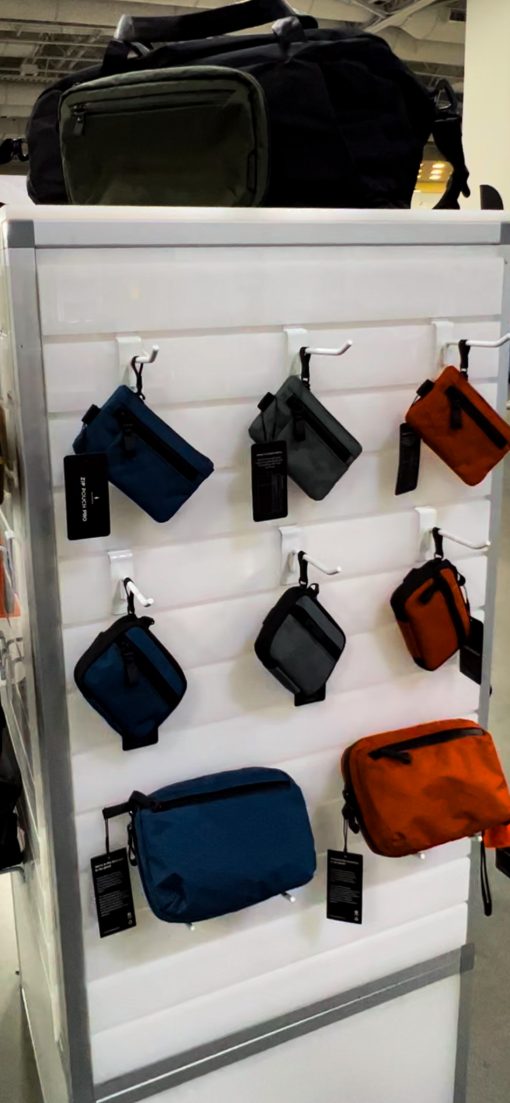 slat wall retail display