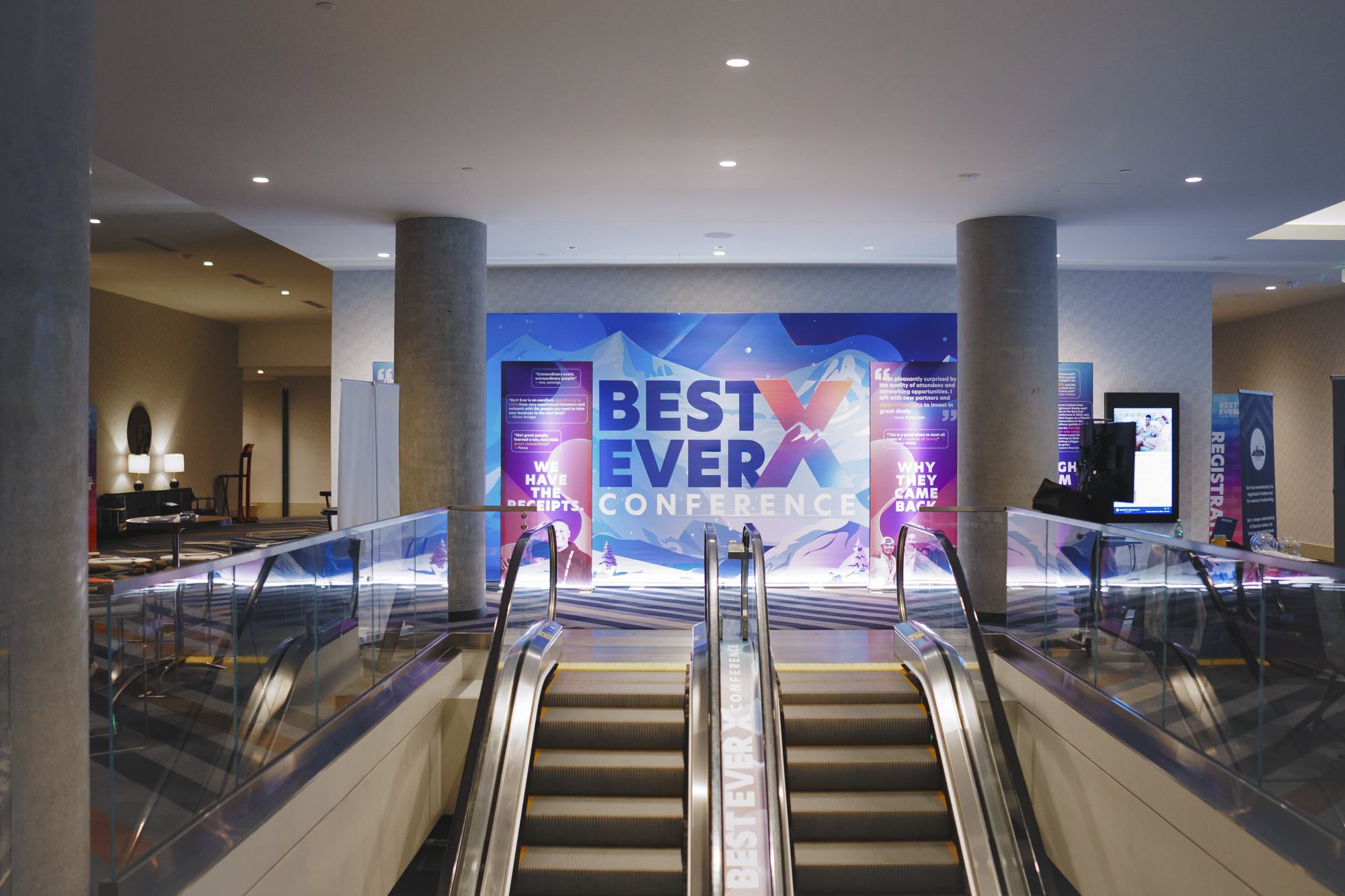 Custom Aluvision SEG wall build at live trade show event